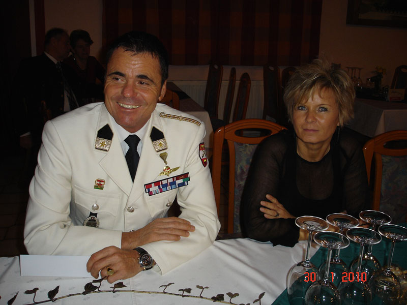 auch heuer sind sehr viele Kameraden mit ihren Gattinnen gekommen.jpg